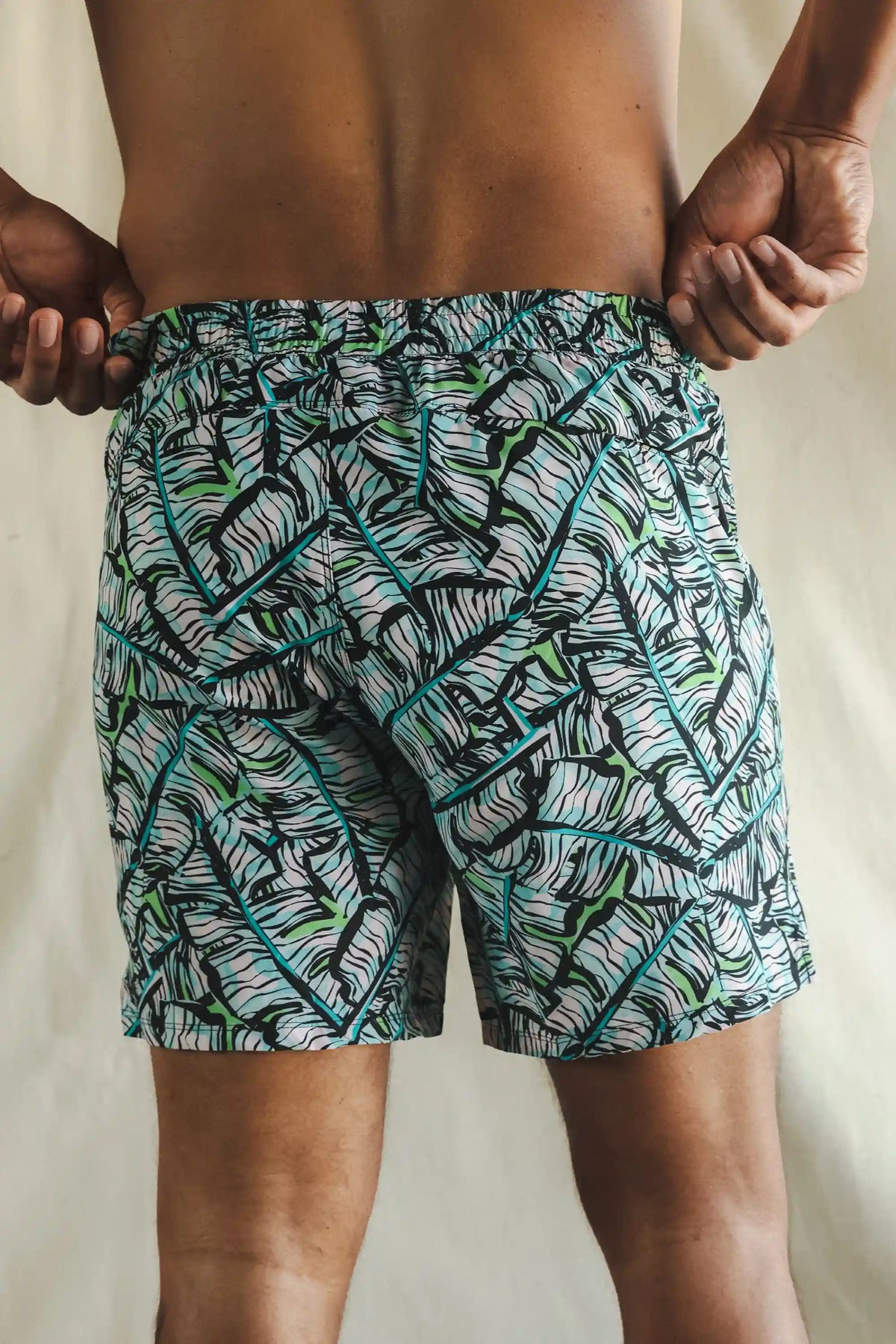 The Easy Breezy | Blue Tropical Ball Hammock® 5 Inch Athletic Shorts