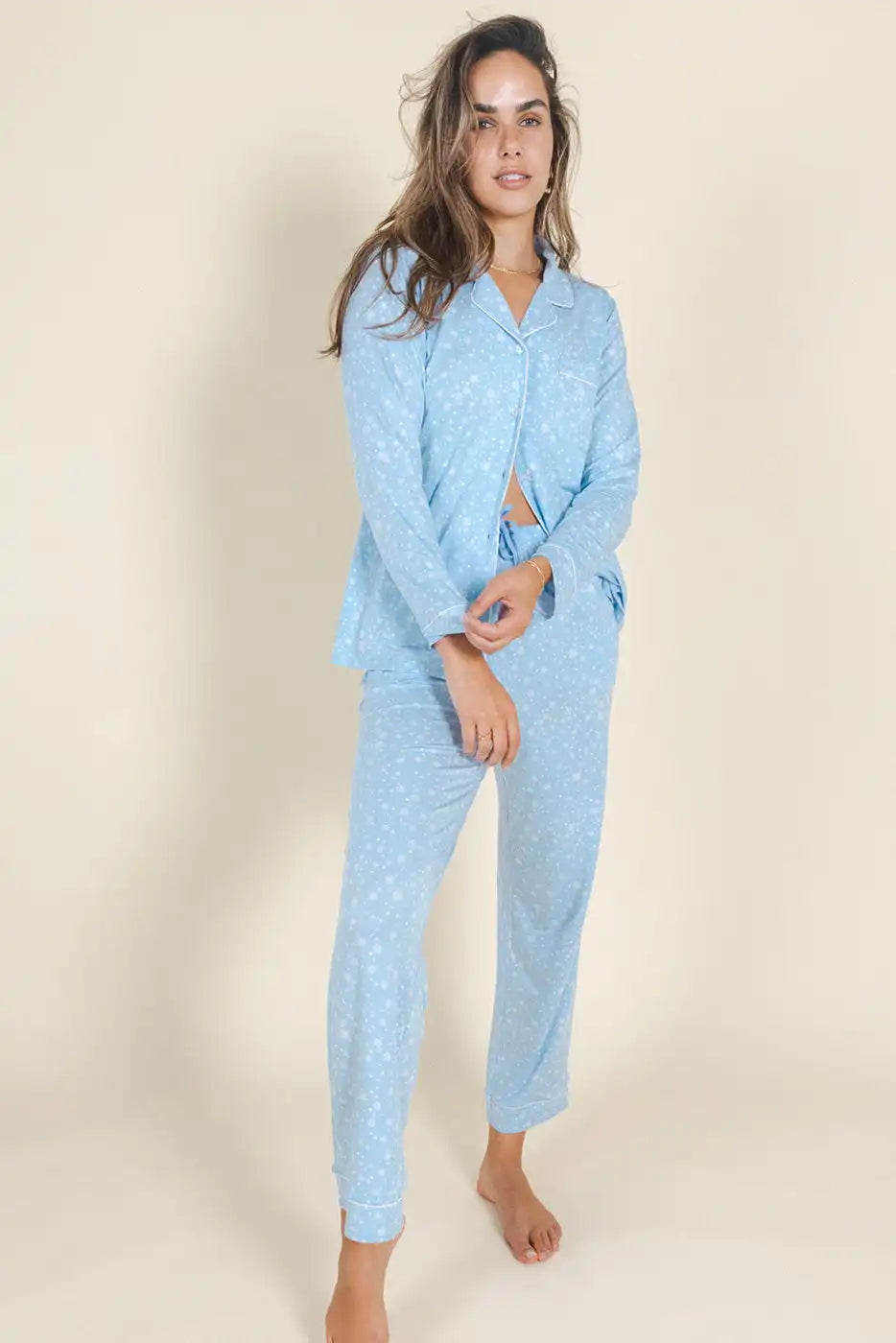 The Flurry Up | Snowflakes SleepDeep™ Women’s Long Sleeve Pajama Set